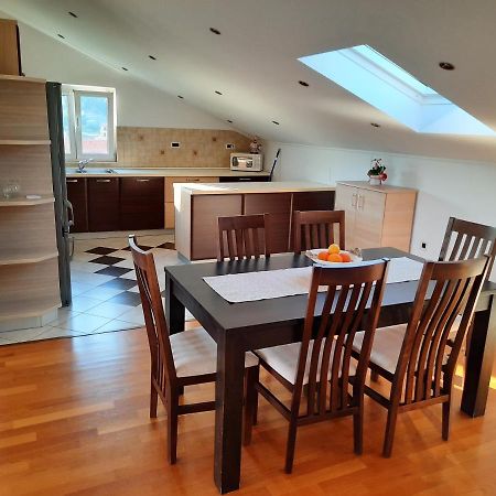 Apartman Martina Palit Eksteriør billede